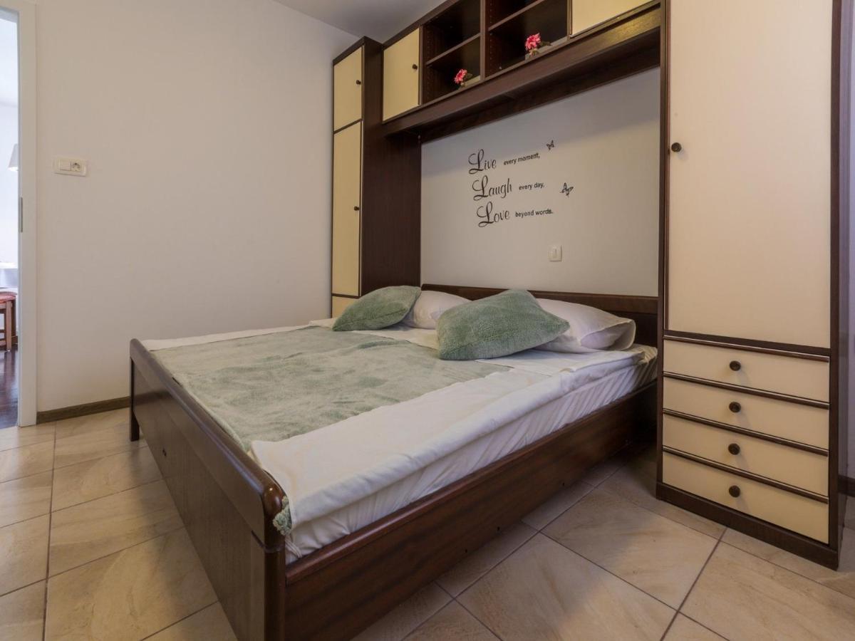 Apartment Slavka Crikvenica Eksteriør bilde